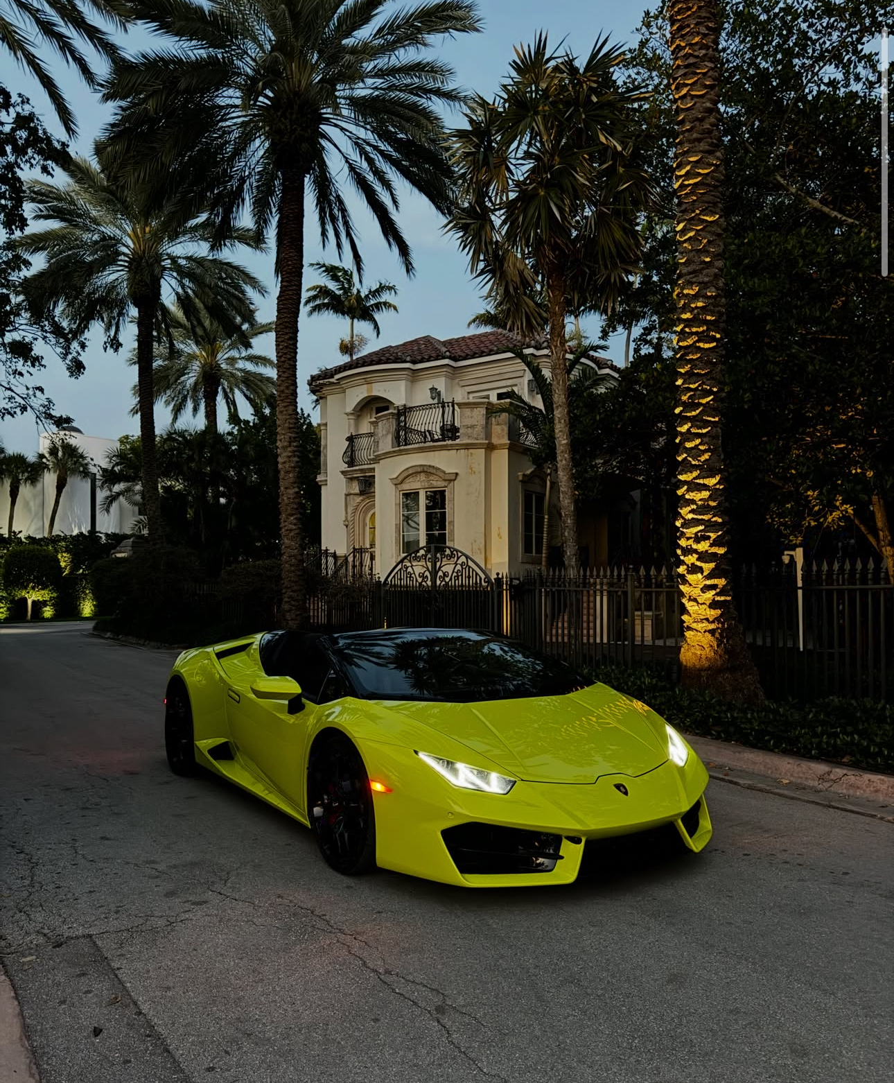 Lamborghini Huracán Spyder photo 1